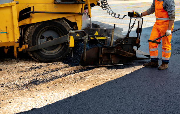 Best Gravel Driveway Installation  in Everman, TX